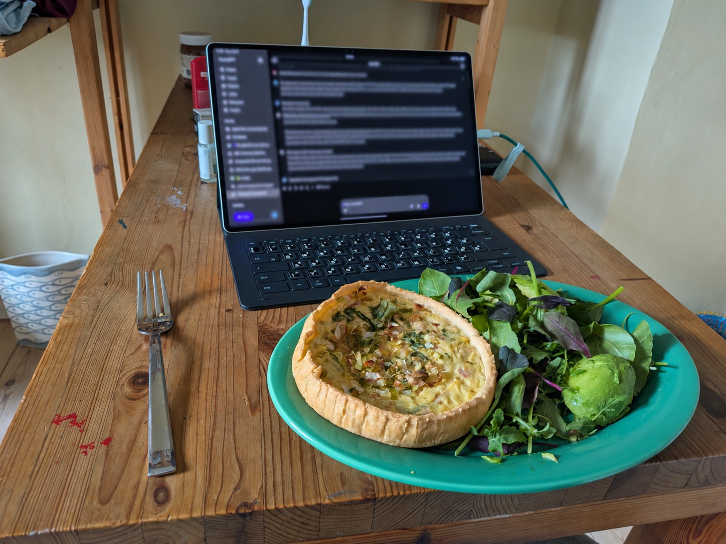 Lunch beside a laptop while working on LapMind.